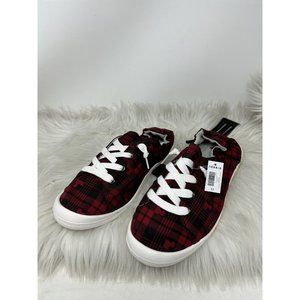 Torrid Disney Holiday Plaid Mickey Mouse Wide Width Riley Sneaker Size 11